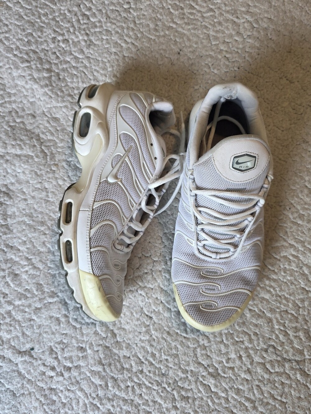 Nike Air Max Plus TN Triple White 604133-139 Men's Size 10.5 Running Shoes